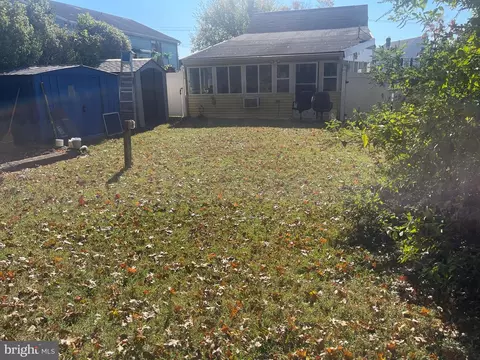 Exterior - 4404 Ridge Ave, Halethorpe, MD 21227 photo 1 of 2