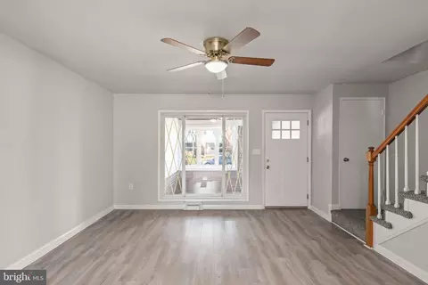 Living - 2015 Holborn Rd, Dundalk, MD 21222 photo 2 of 2