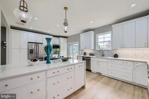 2603 Smith Ave, Baltimore, MD 21209 photo 10