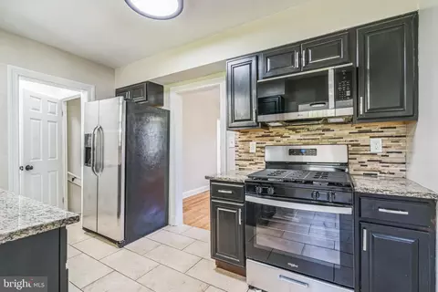 3605 Durley Ln, Gwynn Oak, MD 21207 photo 3