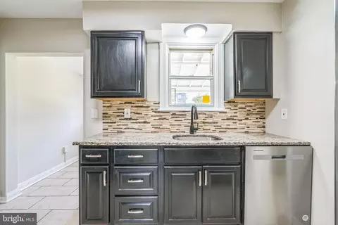 3605 Durley Ln, Gwynn Oak, MD 21207 photo 2