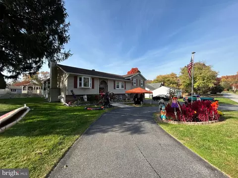 10418 Vincent Farm Ln, White Marsh, MD 21162