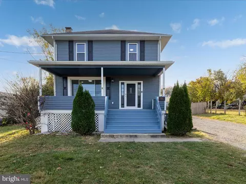 3116 N Rolling Rd, Windsor Mill, MD 21244 photo 2