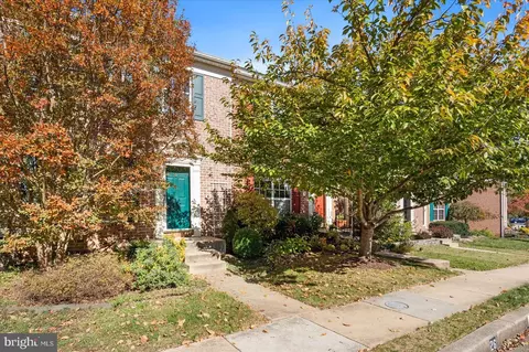 26 White Pine Ct, Cockeysville, MD 21030