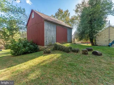 Exterior - 15407 Dover Rd, Upperco, MD 21155 photo 14 of 18
