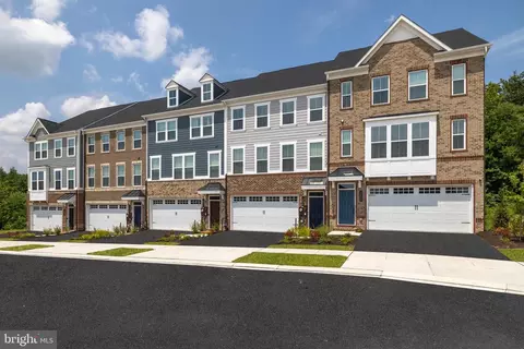 6635 Camden St, Middle River, MD 21220