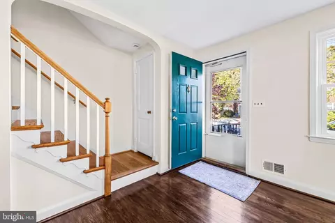 233 Brandon Rd, Baltimore, MD 21212 photo 2