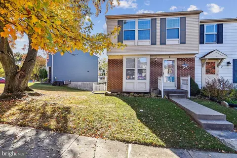 9 Burbage Ct, Nottingham, MD 21236