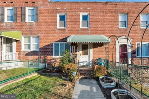 8681 Oak Rd, Parkville, MD 21234