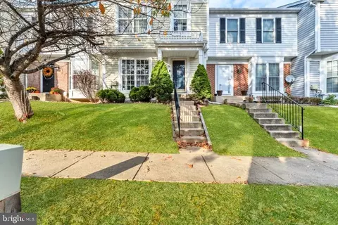 8 Stretham Ct, Owings Mills, MD 21117