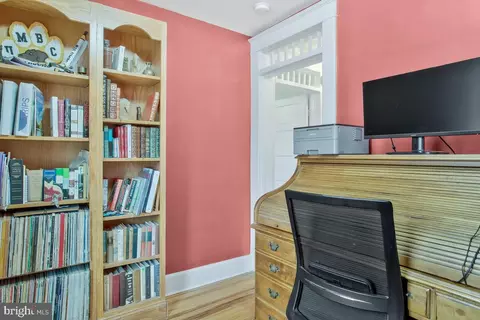 1263 Circle Dr, Halethorpe, MD 21227 photo 21