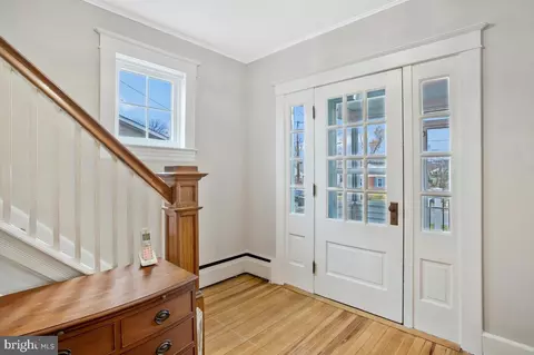 1263 Circle Dr, Halethorpe, MD 21227 photo 6