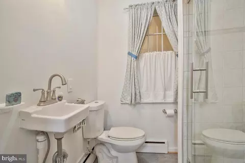 1263 Circle Dr, Halethorpe, MD 21227 photo 16