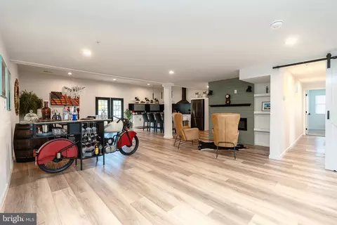 2306 Maple Rd, Sparrows Point, MD 21219 photo 6