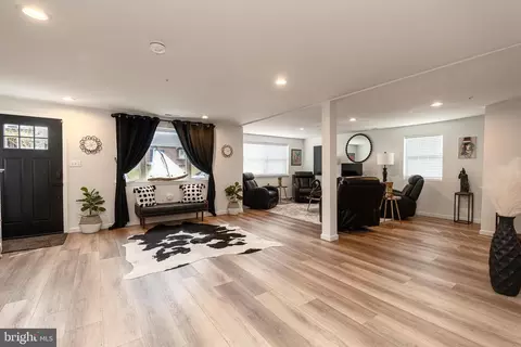 2306 Maple Rd, Sparrows Point, MD 21219 photo 4