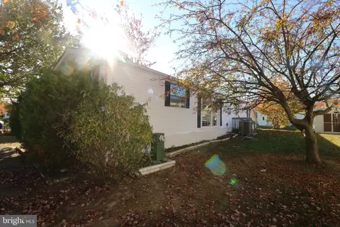 116 Round Up Rd, Middle River, MD 21220 photo 4