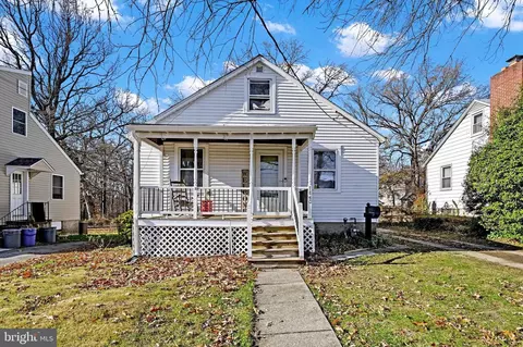 7840 Westmoreland Ave, Parkville, MD 21234