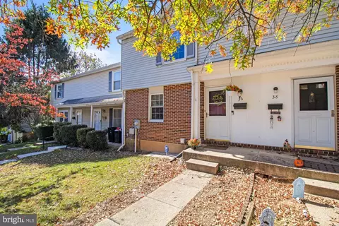 36 Bon Oak Ct, Reisterstown, MD 21136