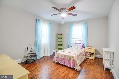 4301 Fordham Rd, Baltimore, MD 21229 photo 17