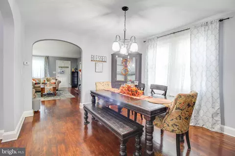 4301 Fordham Rd, Baltimore, MD 21229 photo 7