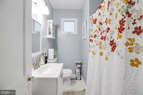4301 Fordham Rd, Baltimore, MD 21229 photo 16