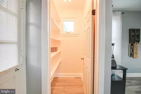 4301 Fordham Rd, Baltimore, MD 21229 photo 11