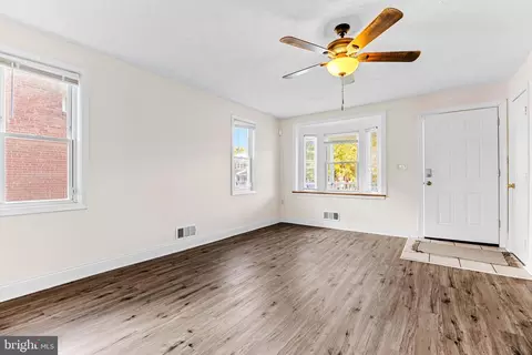 Living - 1942 Frames Rd, Dundalk, MD 21222 photo 3 of 4