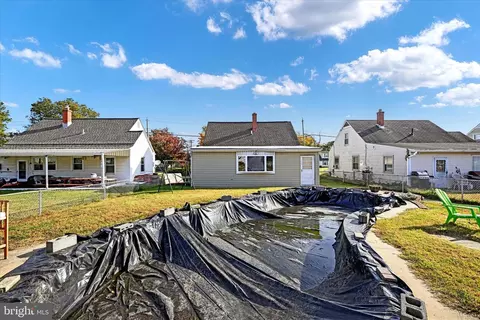Exterior - 3104 Sollers Point Rd, Dundalk, MD 21222 photo 6 of 6