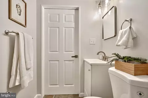 10 Cunning Ct, Middle River, MD 21220 photo 41