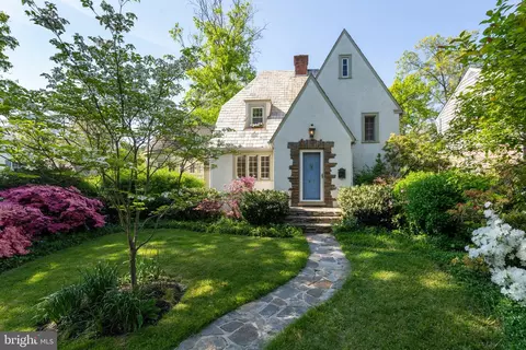 917 Kingston Rd, Baltimore, MD 21212