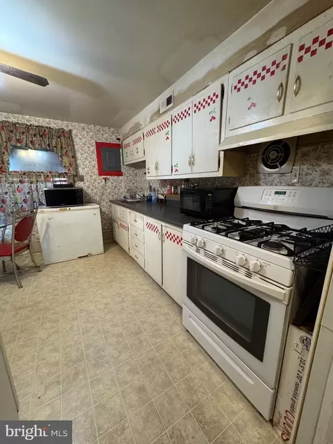 7946 Wynbrook Rd, Baltimore, MD 21224 photo 8