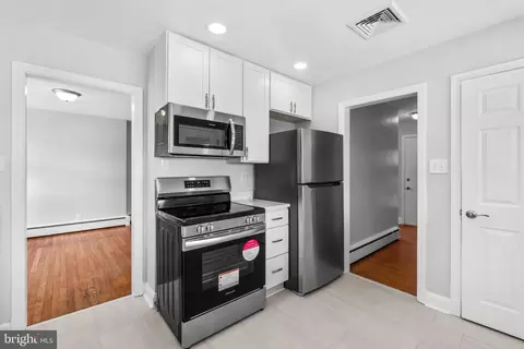 Entry Way - 15022 Hanover Pike, Upperco, MD 21155 photo 1 of 1