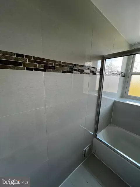 3229 Ryerson Cir, Halethorpe, MD 21227 photo 10