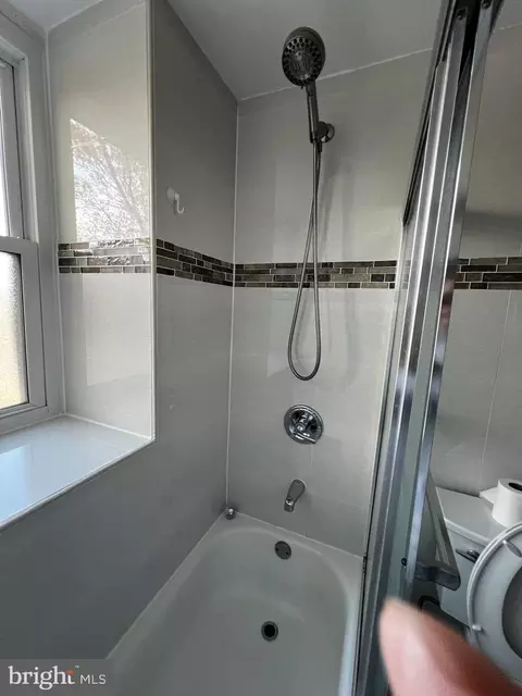 3229 Ryerson Cir, Halethorpe, MD 21227 photo 8