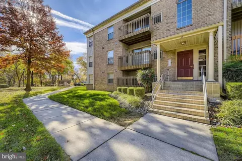 2 Cedar Valley Pl #302, Essex, MD 21221
