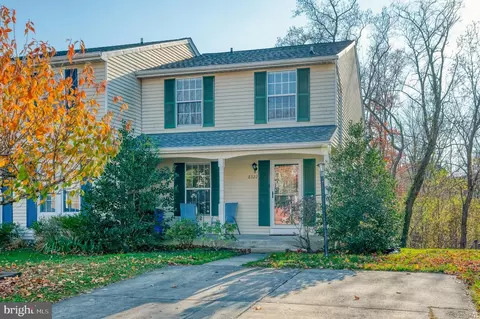 8522 Rhuddlan Rd, Nottingham, MD 21236