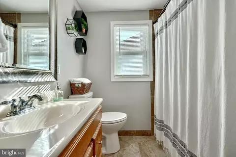 Bath - 7204 Orth Rd, Sparrows Point, MD 21219 photo 1 of 3