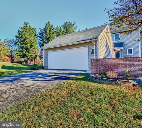 1 Killala Ct, Lutherville Timonium, MD 21093