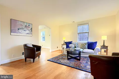 87 Murdock Rd, Baltimore, MD 21212 photo 8