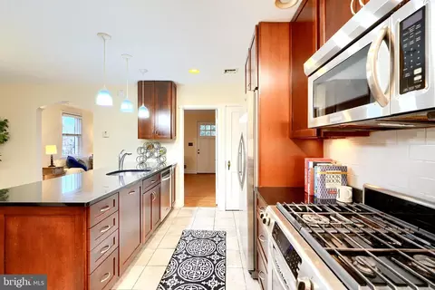 87 Murdock Rd, Baltimore, MD 21212 photo 18
