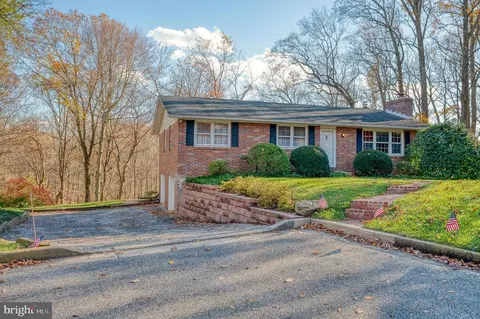 4008 Milldale Ct, Phoenix, MD 21131