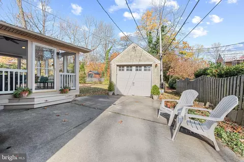 908 Old Oak Rd, Baltimore, MD 21212 photo 35