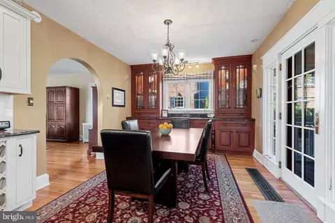 908 Old Oak Rd, Baltimore, MD 21212 photo 12