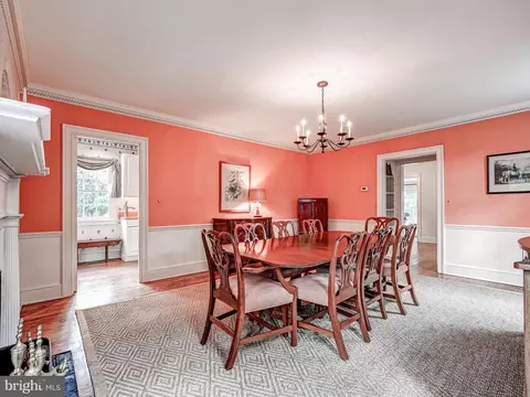 Dining - 1005 Boyce Ave, Towson, MD 21204 photo 2 of 2