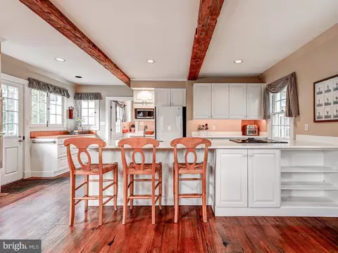 Kitchen - 1005 Boyce Ave, Towson, MD 21204 photo 1 of 3