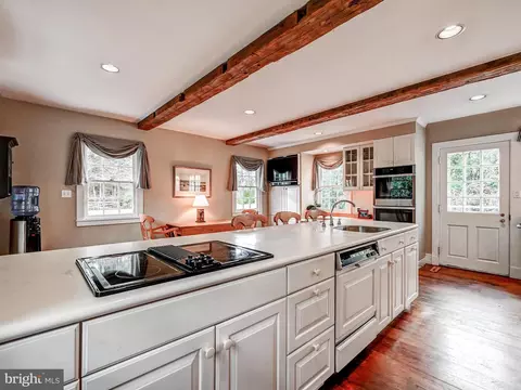 Kitchen - 1005 Boyce Ave, Towson, MD 21204 photo 3 of 3