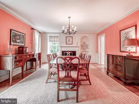 Dining - 1005 Boyce Ave, Towson, MD 21204 photo 1 of 2