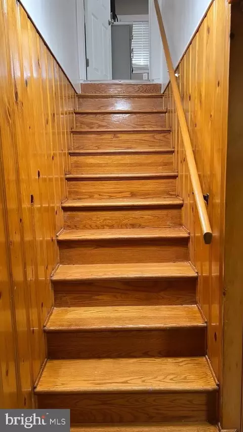 Entry Way - 116 Riverthorn Rd, Middle River, MD 21220 photo 2 of 2