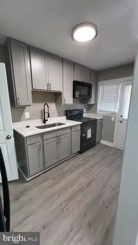 Kitchen - 116 Riverthorn Rd, Middle River, MD 21220 photo 1 of 1