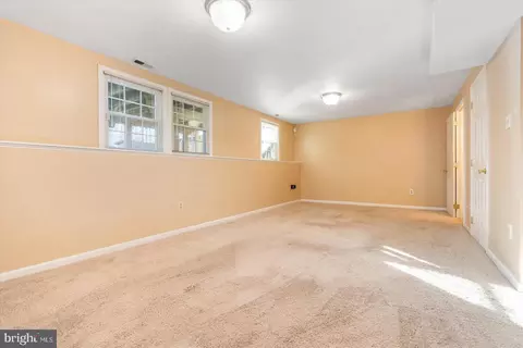 33 Rosland Ct, Pikesville, MD 21208 photo 32